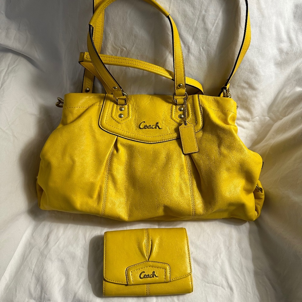 Coach Ashley Leather Satchel/Shoulder Bag Lemon Yellow & Matching Wallet